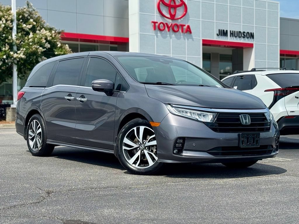 Used 2024 Honda Odyssey Touring image 2