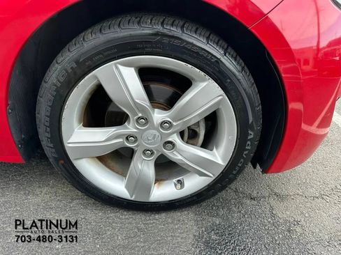 Used 2015 Hyundai Veloster FWD image 20