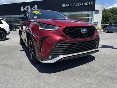 Used 2021 Toyota Highlander XSE