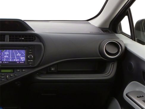 Used 2012 Toyota Prius C Three image 17