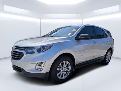 Used 2021 Chevrolet Equinox L image 7