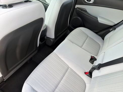 Used 2023 Hyundai Kona SEL w/ Convenience Package FWD image 10