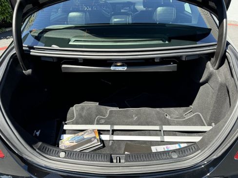 Used 2017 Mercedes-Benz E 300 image 35