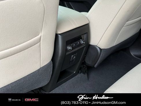 Certified 2023 Chevrolet Traverse LS FWD image 24