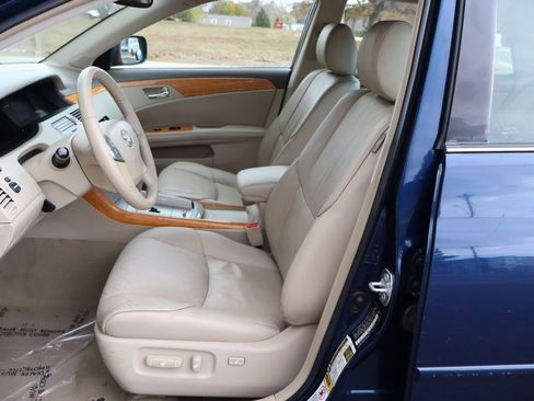 Used 2007 Toyota Avalon XL image 19