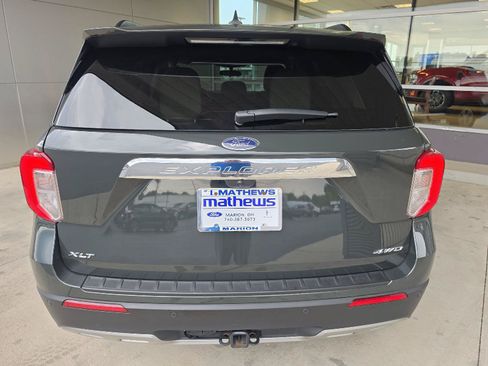 Used 2023 Ford Explorer XLT w/ Equipment Group 202A AWD/4WD image 3