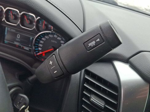 Used 2020 Chevrolet Tahoe LT w/ RST Edition image 17