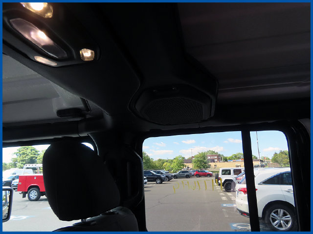 Used 2023 Jeep Wrangler Unlimited Sport AWD/4WD image 11