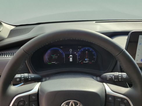 Used 2026 Toyota Grand Highlander AWD Hybrid image 15