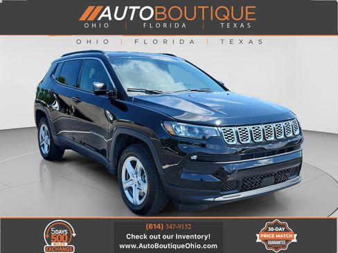 Used 2024 Jeep Compass Latitude AWD/4WD image 1
