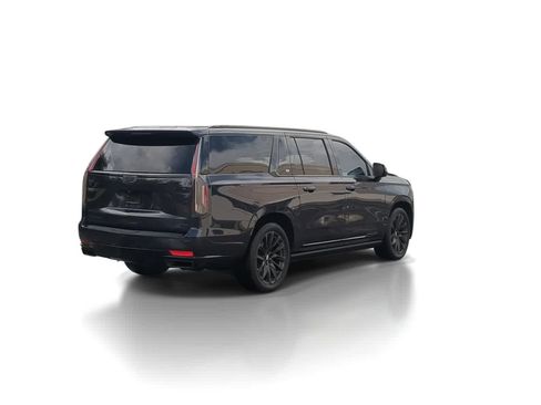 Used 2022 Cadillac Escalade ESV Sport Platinum AWD/4WD image 8