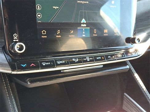 Used 2022 Jeep Wagoneer Series III w/ Flexible Seating Group image 16