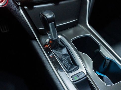 Used 2018 Honda Accord Sport image 38