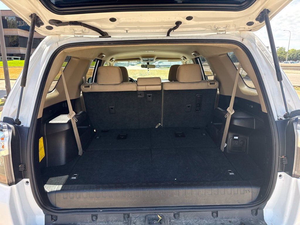 Used 2016 Toyota 4Runner SR5 RWD image 21
