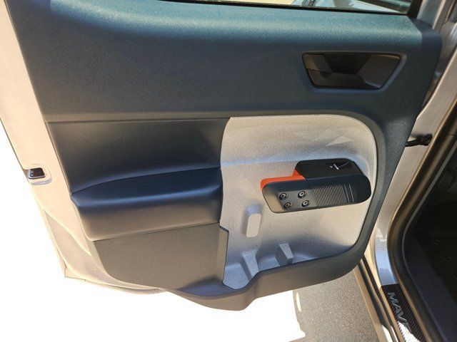 Used 2023 Ford Maverick XLT FWD image 15