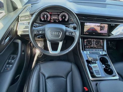 Used 2022 Audi Q8 Premium Plus AWD/4WD image 16