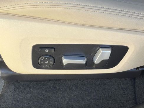 Used 2020 BMW X4 xDrive30i w/ Convenience Package image 24