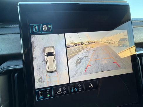 New 2026 GMC Acadia Denali Ultimate w/ LPO, Floor Liner Package image 15