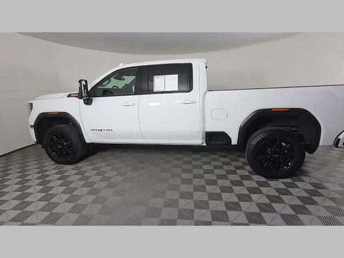 Used 2025 GMC Sierra 2500 AT4 AWD/4WD image 48