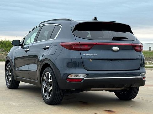 Used 2022 Kia Sportage EX image 6