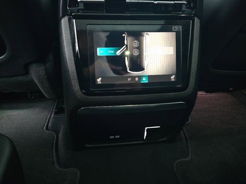 Used 2025 Cadillac Escalade IQ Sport 2 image 21