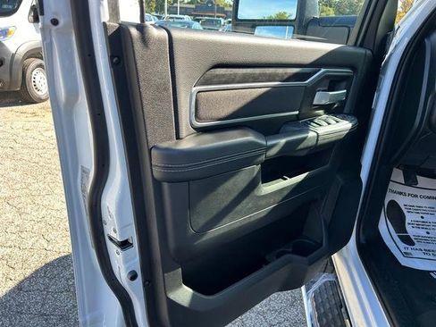 Used 2024 RAM 2500 Big Horn w/ Bed Utility Group image 10