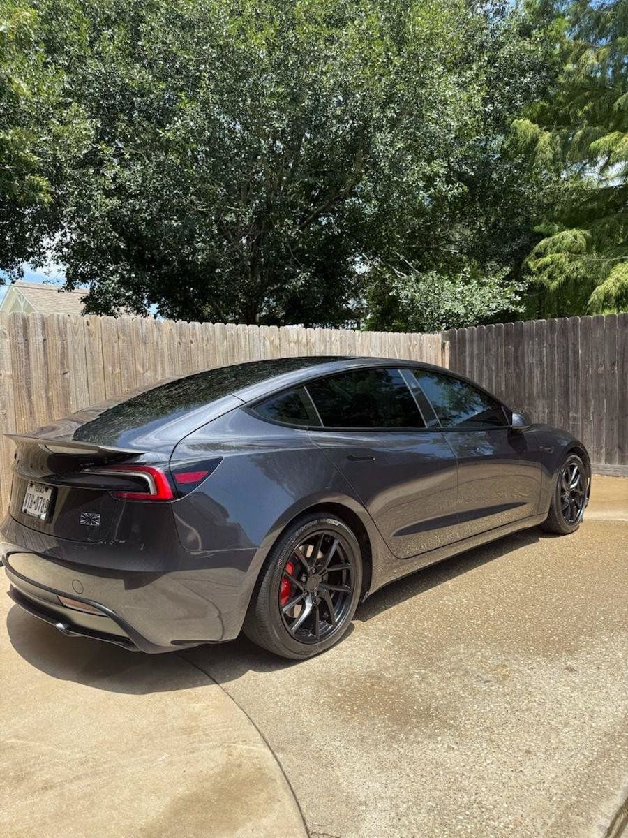 Used 2024 Tesla Model 3 Performance AWD/4WD image 4