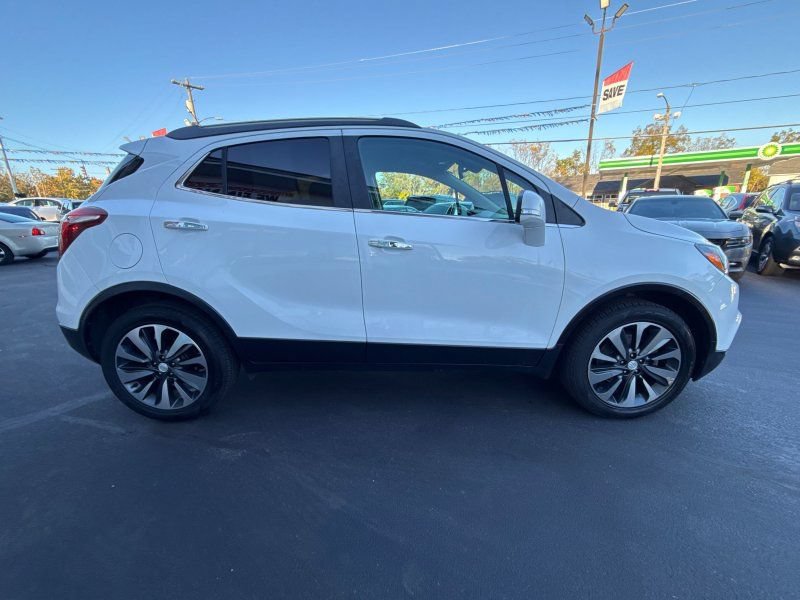 Used 2019 Buick Encore Essence AWD/4WD image 4