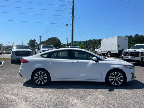 Used 2020 Ford Fusion SE AWD/4WD image 4