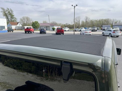 Used 2021 Jeep Wrangler Unlimited Rubicon image 9