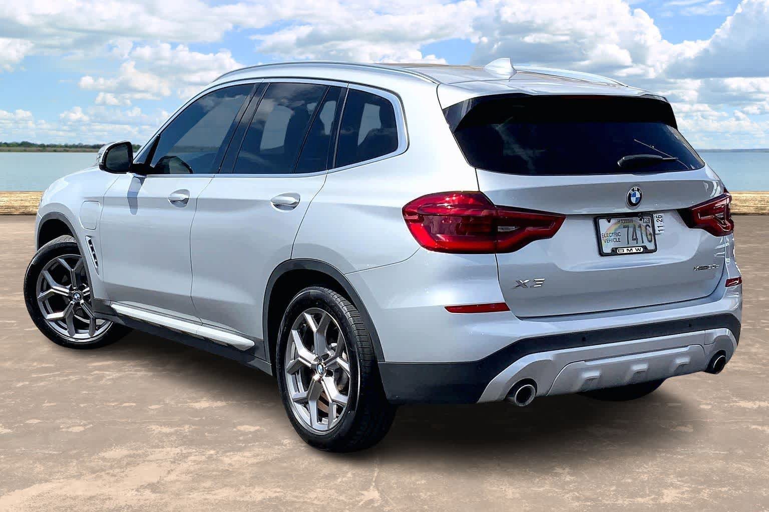 Used 2021 BMW X3 xDrive30e w/ Convenience Package AWD/4WD image 4