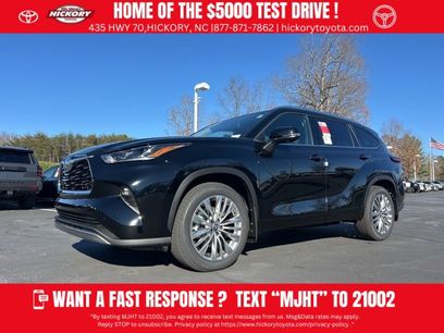 New 2026 Toyota Highlander Platinum