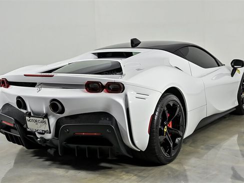 Used 2023 Ferrari SF90 Stradale AWD/4WD image 9