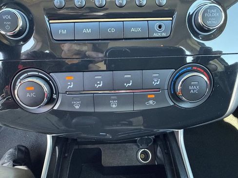 Used 2013 Nissan Altima 3.5 S image 32