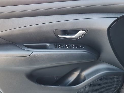 Certified 2025 Hyundai Tucson SEL AWD/4WD image 17