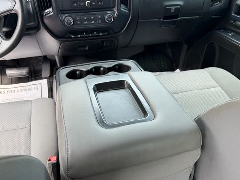 Used 2017 GMC Sierra 3500 4x4 Crew Cab w/ Sierra Convenience Package image 19