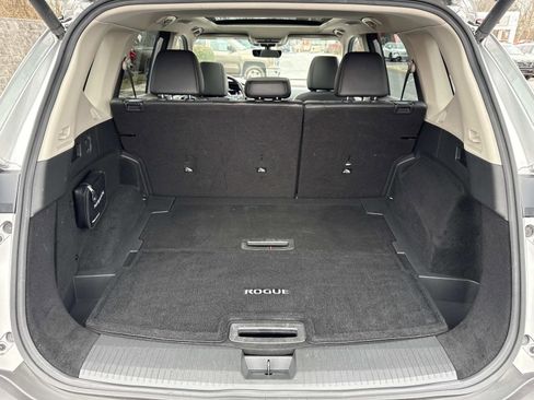 Used 2023 Nissan Rogue Platinum w/ Platinum Premium Package image 27