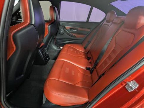 Used 2018 BMW M3 SEDAN image 17