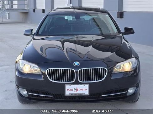 Used 2013 BMW 528i xDrive Sedan image 3