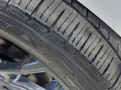 Certified 2023 Chevrolet Equinox RS image 11