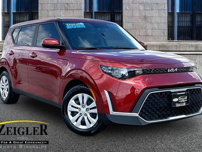 Used 2025 Kia Soul LX