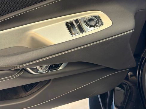 Used 2024 Chevrolet Corvette Stingray Coupe w/ 1LT image 24