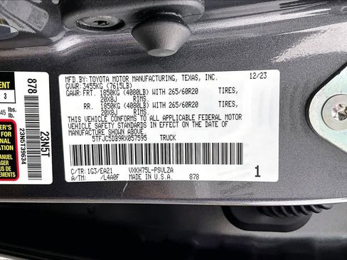 Used 2024 Toyota Tundra Limited image 36