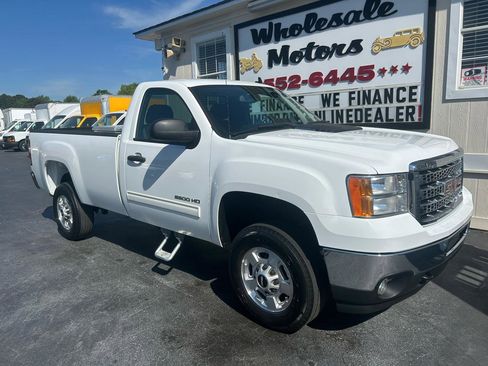 Used 2013 GMC Sierra 2500 SLE w/ SLE Preferred Package image 2