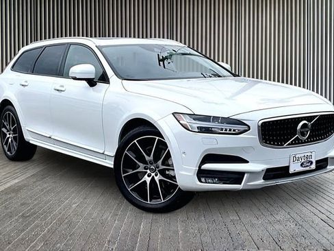 Used 2017 Volvo V90 T6 Cross Country AWD/4WD image 11
