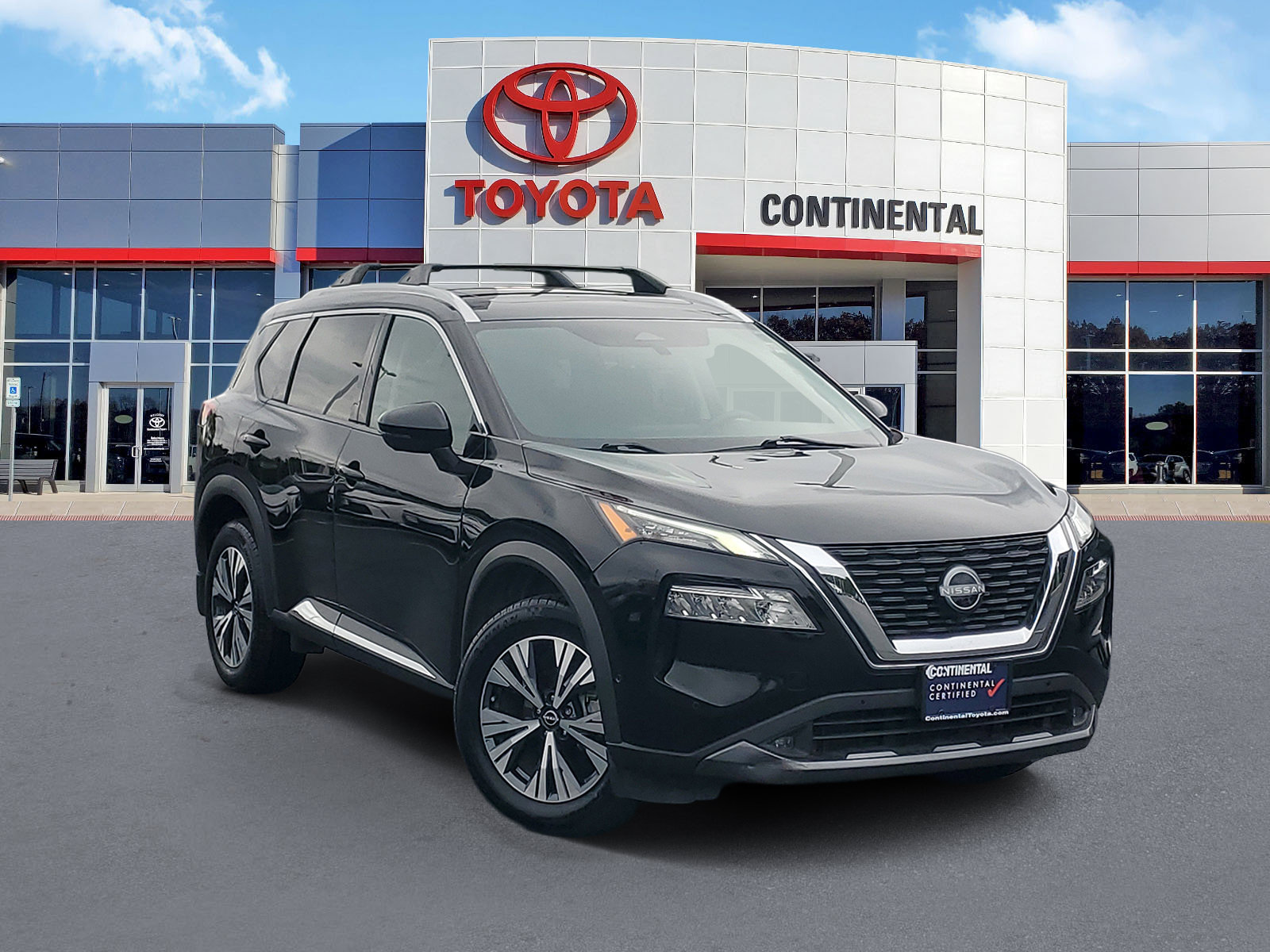 Used 2022 Nissan Rogue SL w/ SL Premium Package AWD/4WD image 2