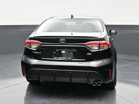 Used 2025 Toyota Corolla SE FWD image 4