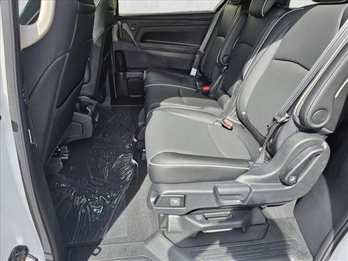 New 2026 Honda Odyssey Elite image 12