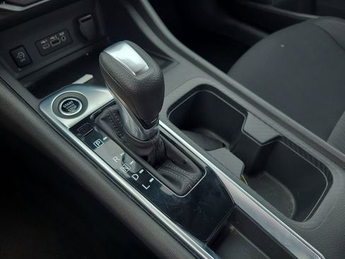 Certified 2025 Nissan Sentra SV FWD image 22