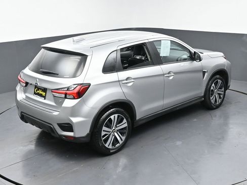 Used 2023 Mitsubishi Outlander Sport SE image 42